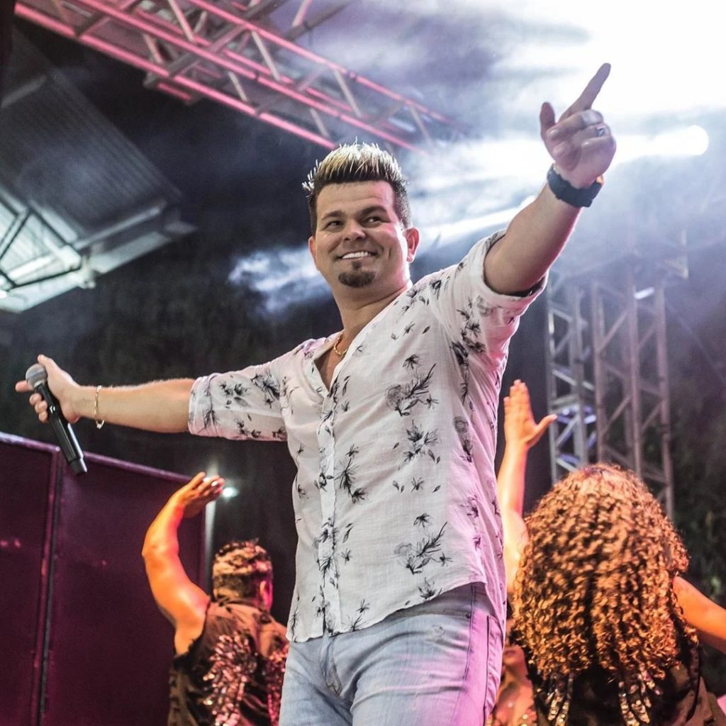 Alemão do Forró canta na festa de São Domingos do Norte no domingo (14/08)