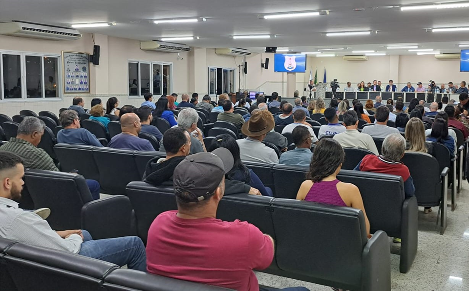 O encontro aconteceu na Câmara de Vereadores do município