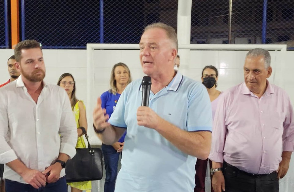 Os moradores de Barra de São Francisco estão sendo contemplados ainda com um forte investimento em infraestrutura urbana