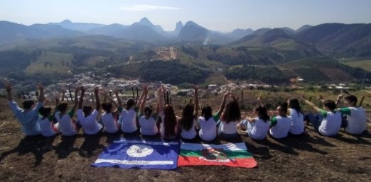 Essa foi a primeira vez que uma turma estudantil subiu ao local
