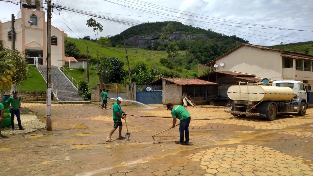 Os serviços foram concluídos na quinta-feira (16) com a lavagem em geral do espaço atingido