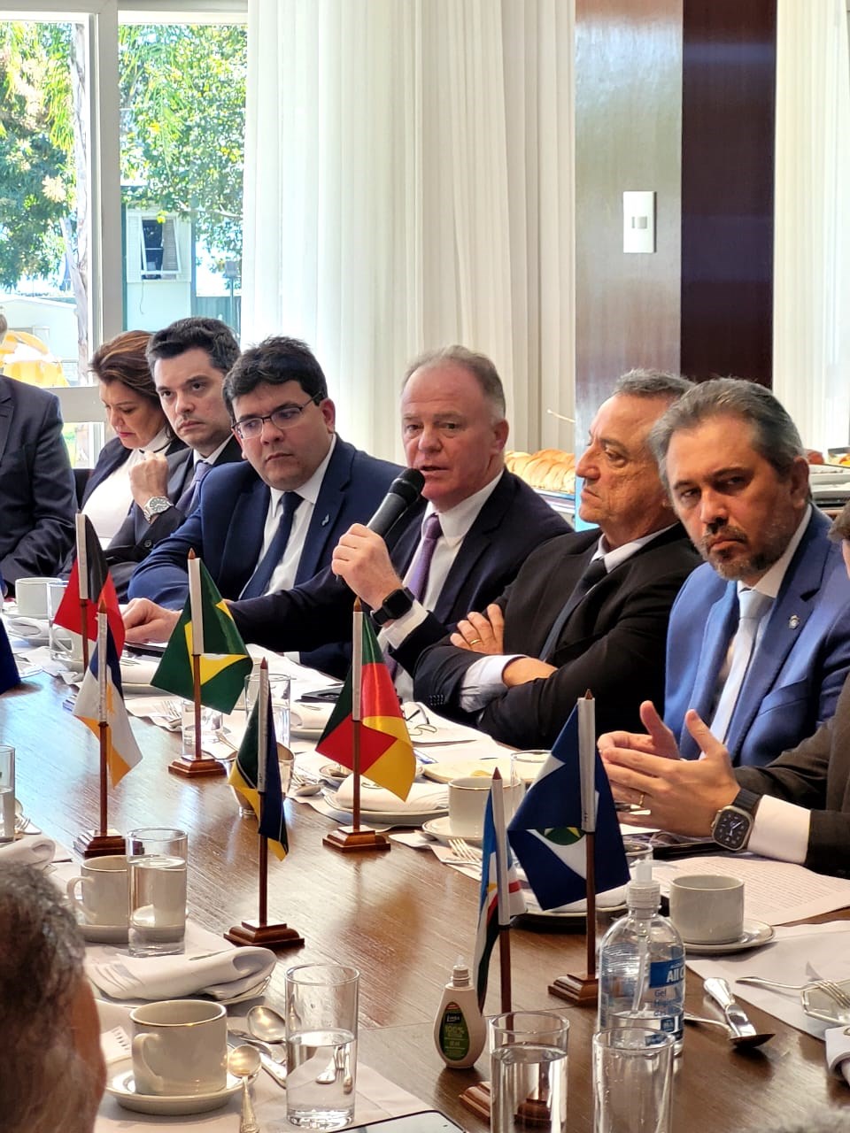 Durante a reunião, o mandatário capixaba afirmou que o texto da reforma não pode ampliar as desigualdades regionais